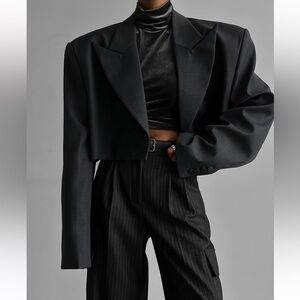 NWOT The Frankie Shop Cropped Blazer